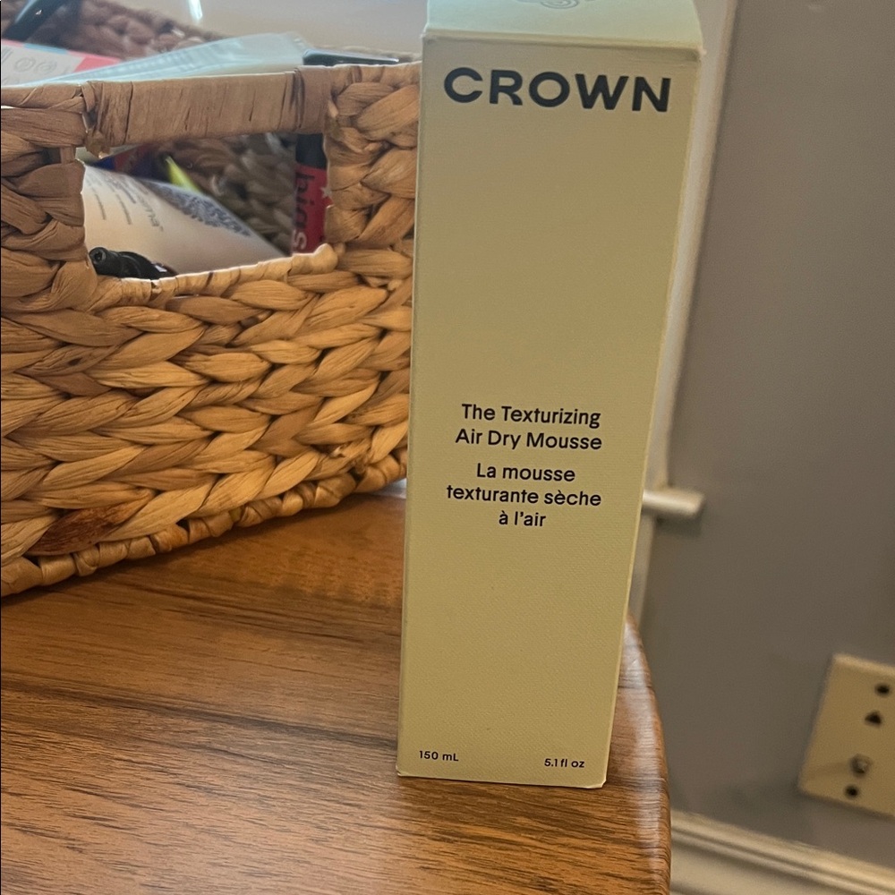 Crown Affair Texturizing Mousse